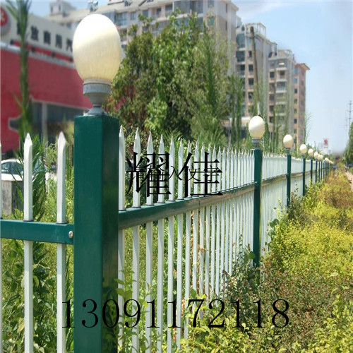 1303451837.jpg